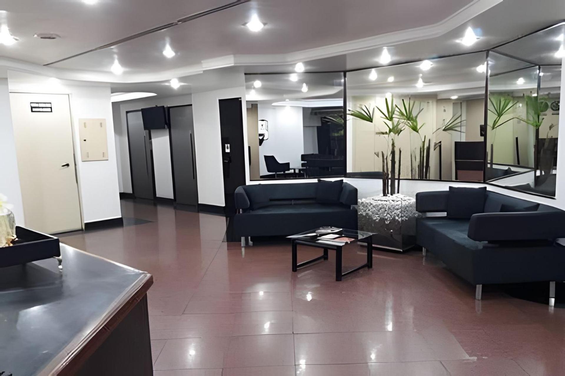 Apartamento Flat Lindo Garagem Hakka Feirinha E Hospitais
