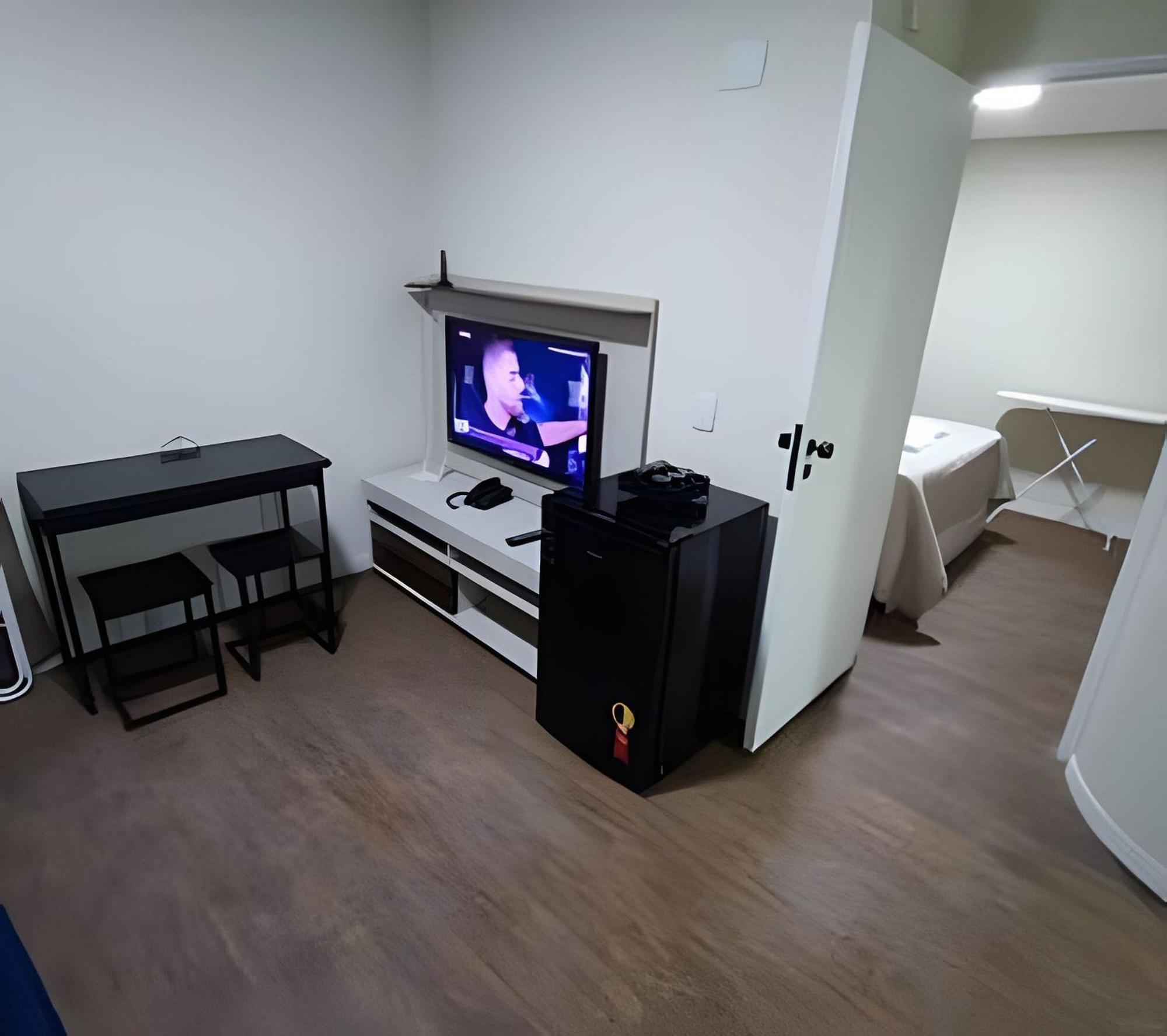 Apartamento Flat Lindo Garagem Hakka Feirinha E Hospitais *